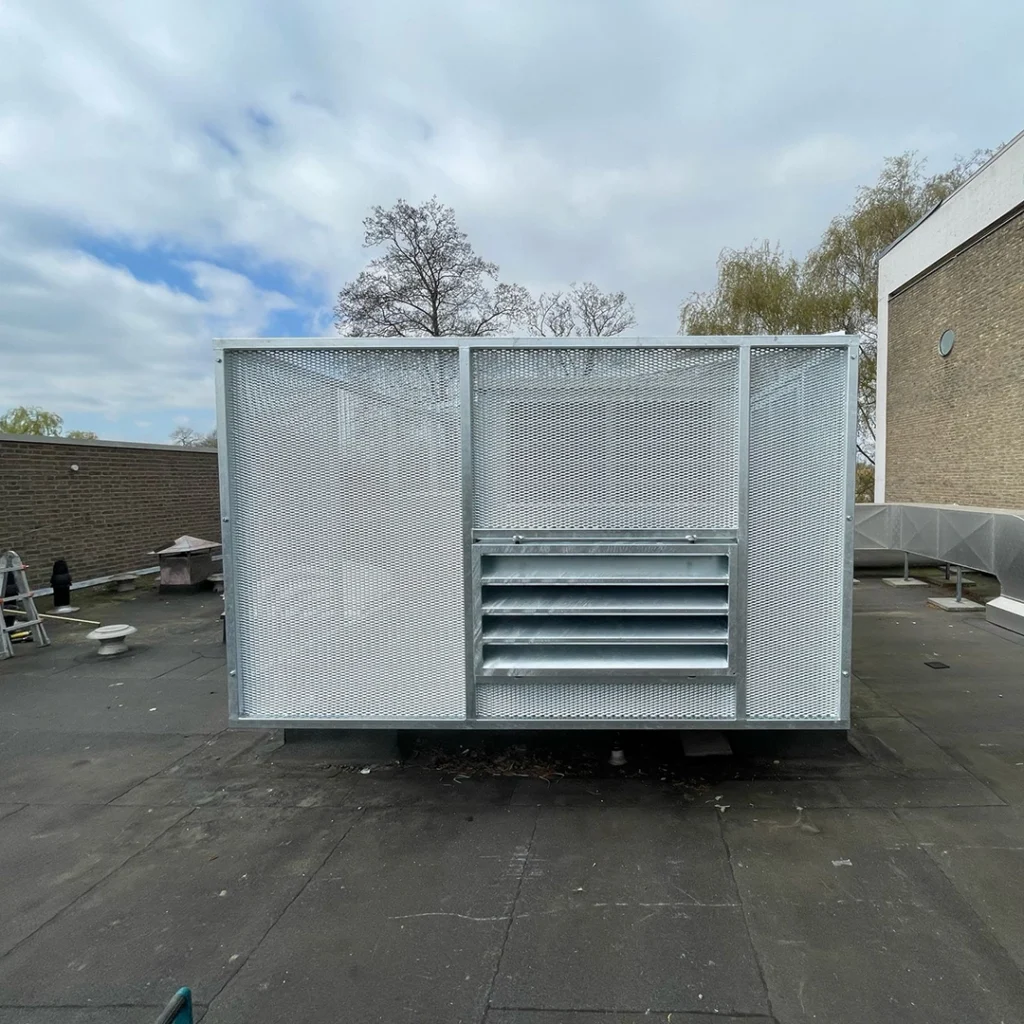 bouwen met strekmetaal - Afscherming LBK Amsterdam 3